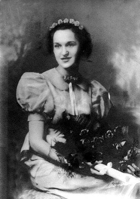 Sally-14-Flowers